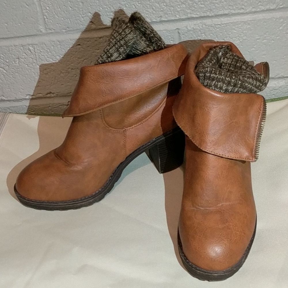 Sweater Ankle boots